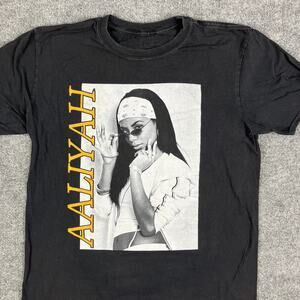 Aaliyah T-Shirt Women's Large Black Graphic Hip Hop Short Sleeve Music Tee